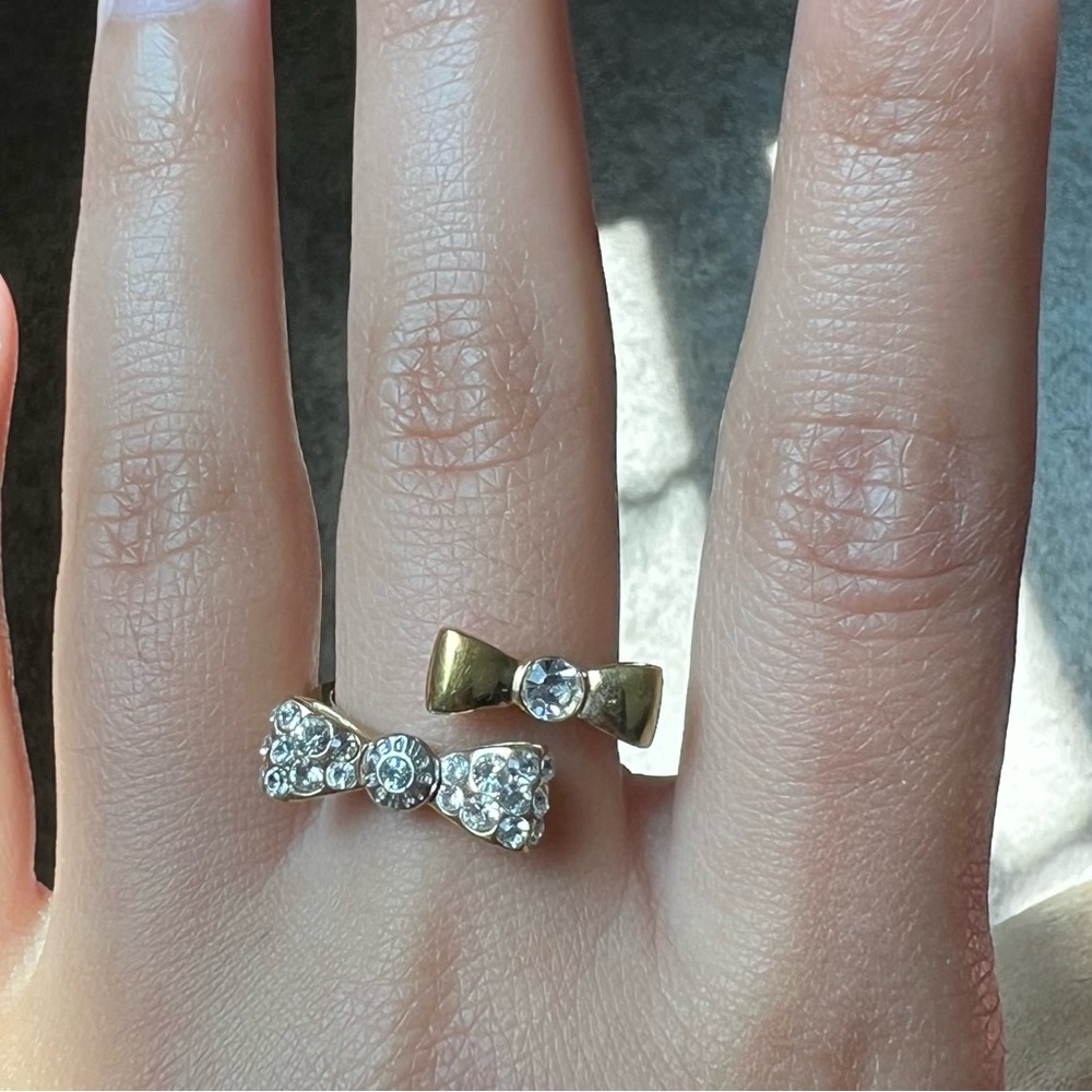 Gold Plated Henri Bendel Ring Size 6